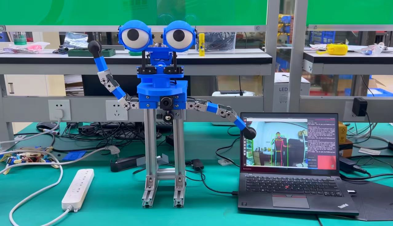 MiniBot大眼互动机器人